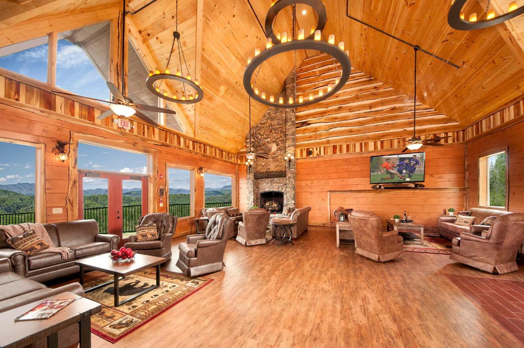 Skyview Mansion:13Bdrm, 17Bath, Sleeps 70, Indoor Pool, Amazing Views Villa พิเจนฟอร์จ ภายนอก รูปภาพ